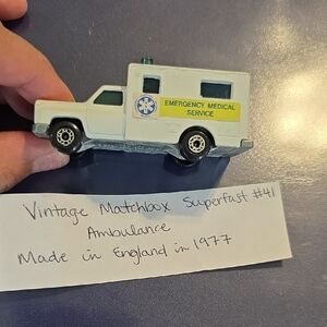Matchbox Superfast Ambulance Toy